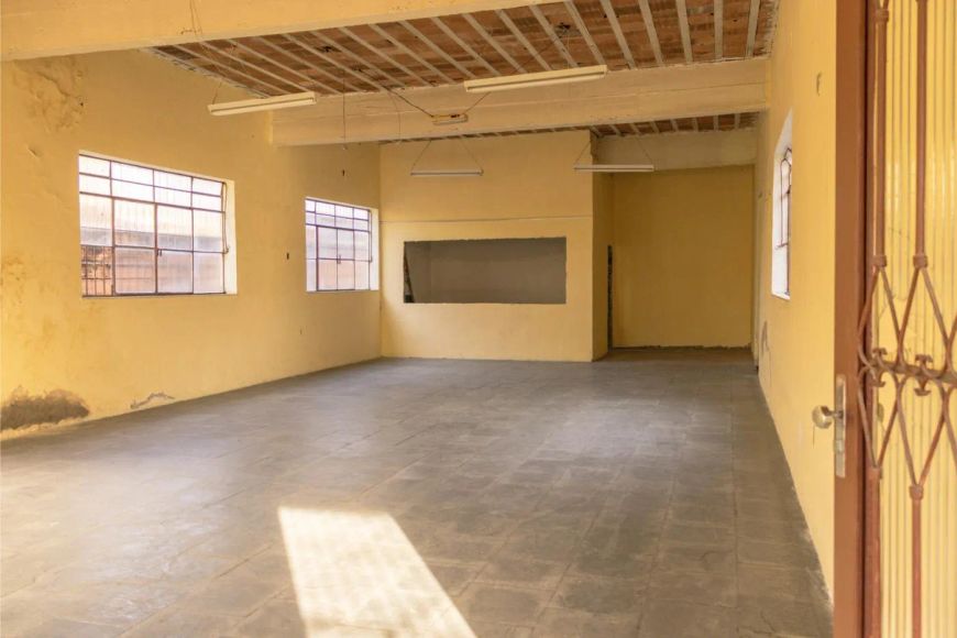Sala Comercial para Venda em São Gonçalo, Jardim Catarina, 1 dormitório, 1 banheiro