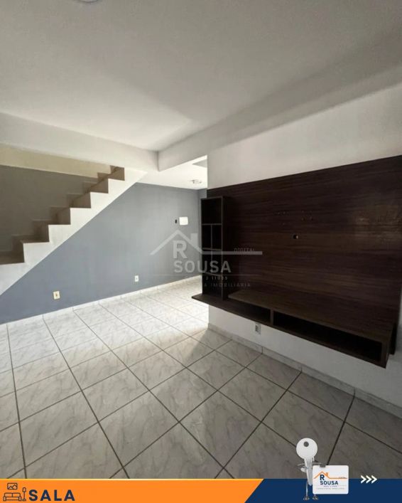 Casa Duplex com 2 quartos e suíte em Trindade - São Gonçalo - RJ