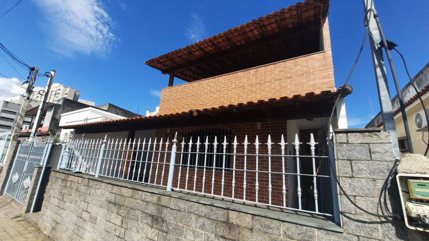 Casa Colonial Estilo Duplex à Venda - 160mt² - 3qts - Paraíso/Mangueira - São Gonçalo - RJ