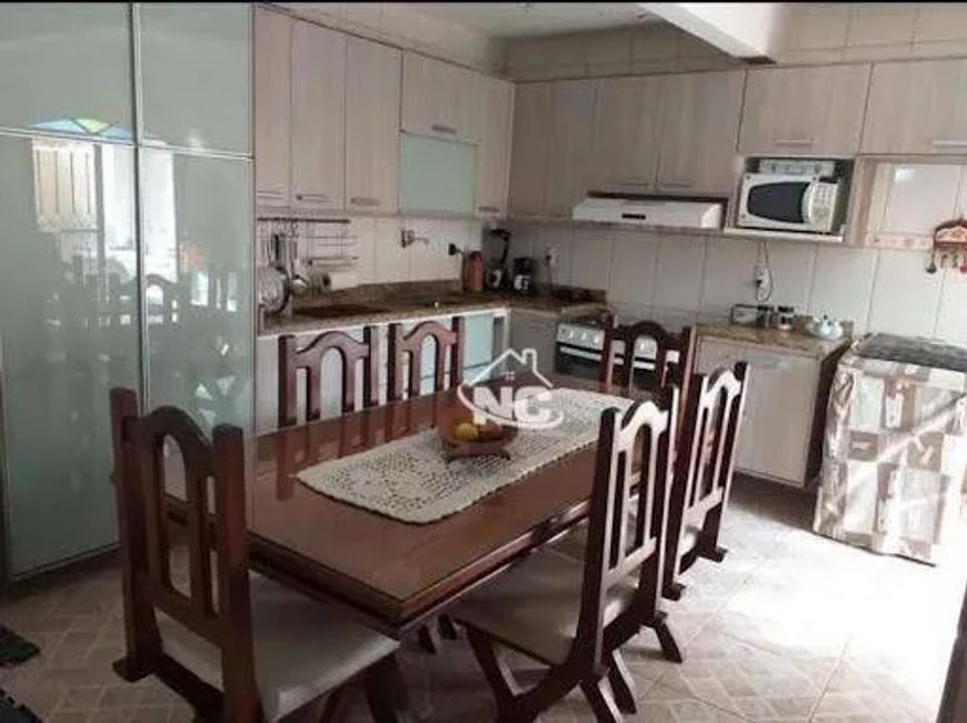 Casa com 3 quartos à venda, 210 m² por R$ 350.000 - Mutuá - São Gonçalo/RJ