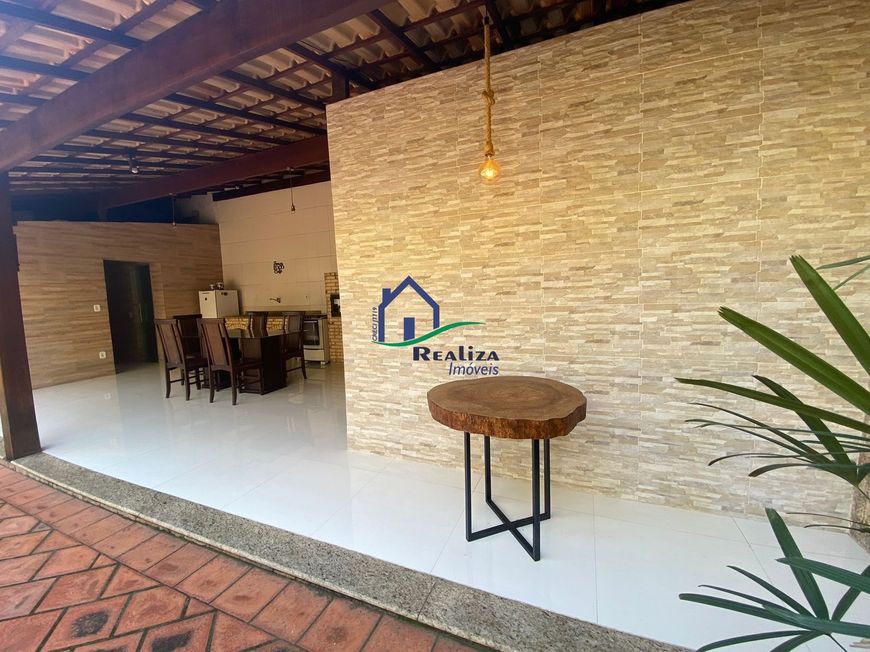 VENDO LINDA CASA COM 03 QUARTOS SENDO 1 SUÍTE POR R$590.000,00 - TRINDADE / SÃO GONÇALO