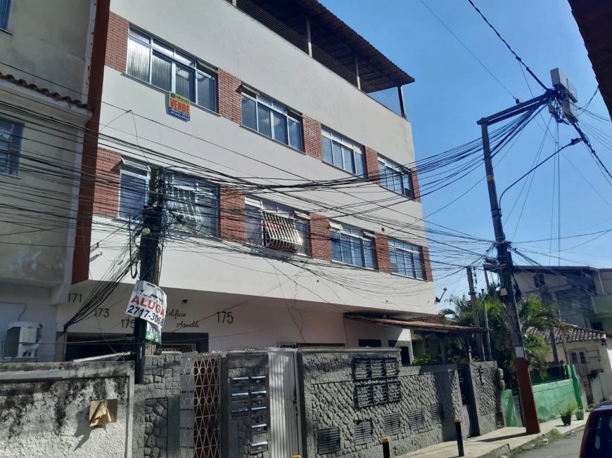 Sobrado para venda na Venda da Cruz - São Gonçalo/RJ, por R$200.000,00