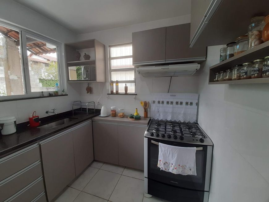 ÓTIMA CASA EM CODOMÍNIO À VENDA COM 2 QUARTOS-AMENDOEIRA - SÃO GONÇALO-RJ