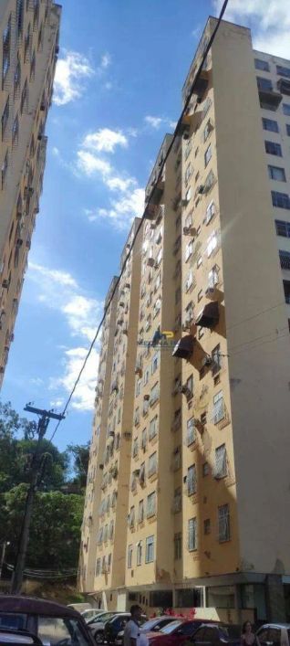Apartamento com 2 dormitórios à venda, 60 m² por R$ 130.000,00 - Mutondo - São Gonçalo/RJ