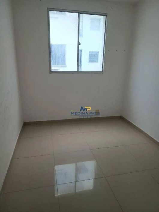 Apartamento com 2 dormitórios à venda, 50 m² por R$ 130.000,00 - Arsenal - São Gonçalo/RJ