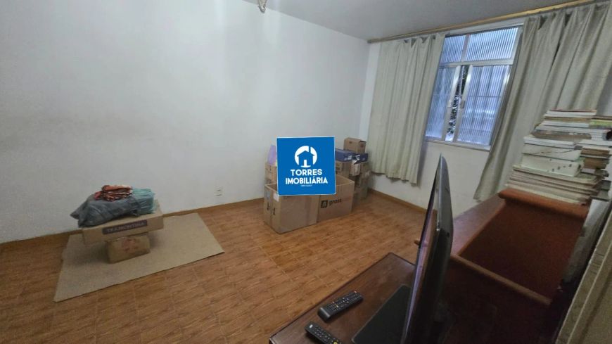 Vila Lage - Apartamento de 1 quarto na Av. Canal à venda.