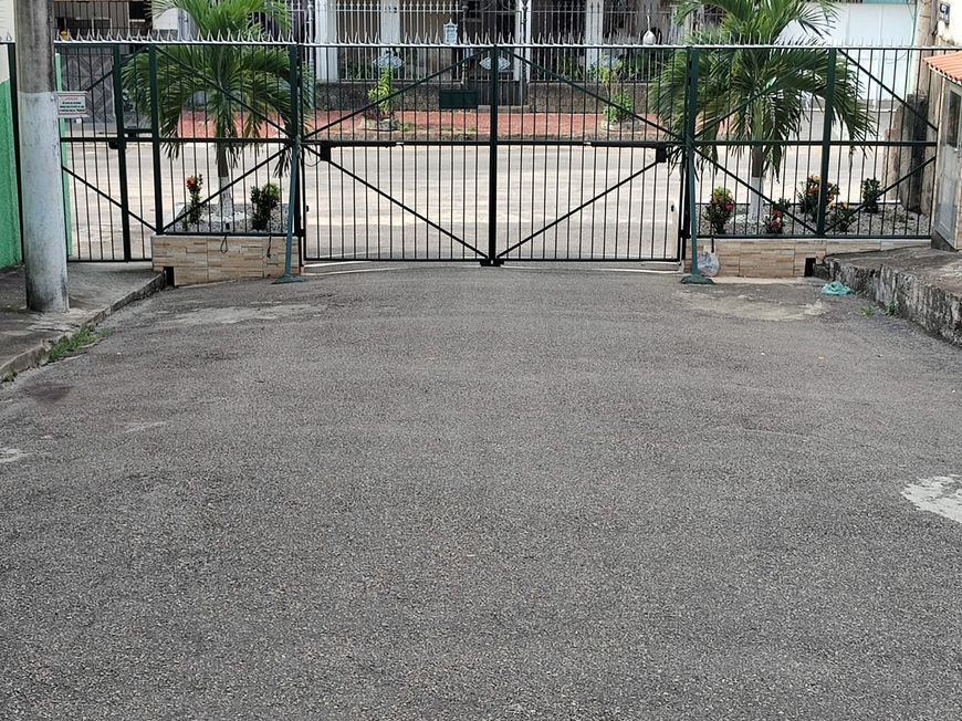 Barro Vermelho- Casa- Vazia - 80M²- 02 Qt,s- R$185.000,00- Ac. Caixa.