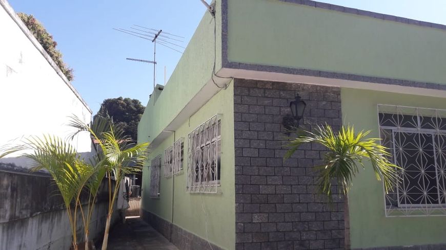 LINDA CASA COM 4 SUÍTES PARA VENDA POR R$479.000,00 - MUTUA, SÃO GONÇALO