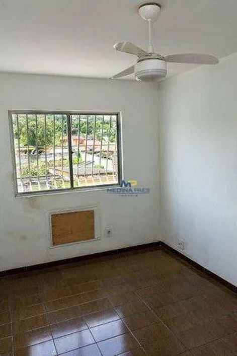 Apartamento com 2 dormitórios à venda, 60 m² por R$ 185.000,00 - Mutondo - São Gonçalo/RJ