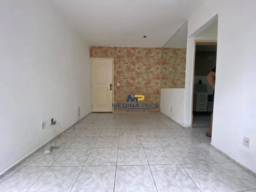 Apartamento com 2 dormitórios à venda, 57 m² por R$ 140.000,00 - Mutondo - São Gonçalo/RJ