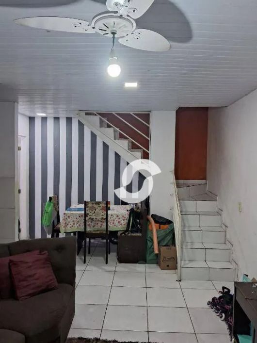 Casa com 2 dormitórios à venda, 55 m² por R$ 230.000,00 - Raul Veiga - São Gonçalo/RJ