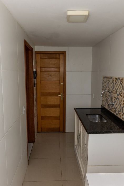 Apartamento com 2 dormitórios à venda, 70 m² por R$ 190.000,00 - Alcântara - São Gonçalo/RJ