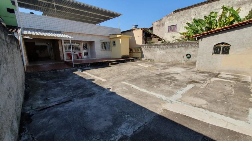 Casa linear 3 Qts\Suíte\Terraço - Muito quintal - Raul Veiga.