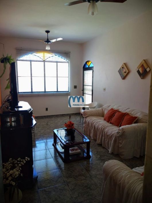 Casa com localização privilegiada na Parada 40 - SG.
