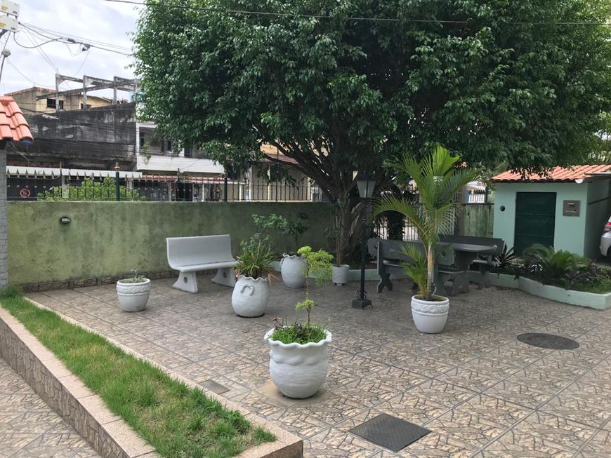 Apartamento para venda possui 42 metros quadrados com 2 quartos