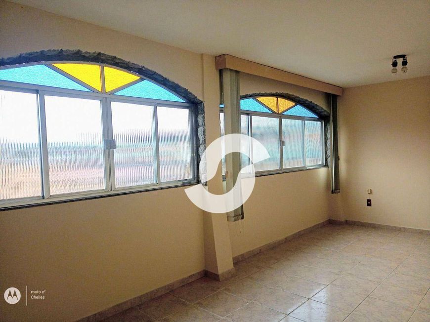 Casa de 3 quartos com 151 m² por R$ 250.000 - Rocha - São Gonçalo/RJ