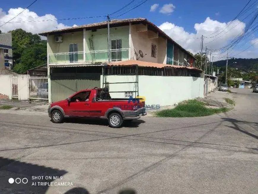 Casa com 2 dormitórios à venda, 75 m² por R$ 220.000,00 - Colubande - São Gonçalo/RJ