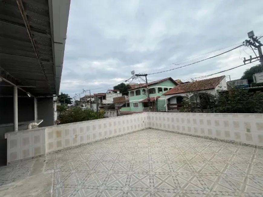 Linda Casa Linear - 3 Quartos - 5 Banheiros e 4 Vaga na garagem