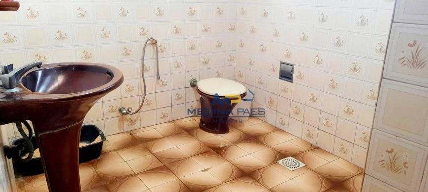 Casa com 4 dormitórios à venda, 100 m² por R$ 425.000,00 - Mutondo - São Gonçalo/RJ