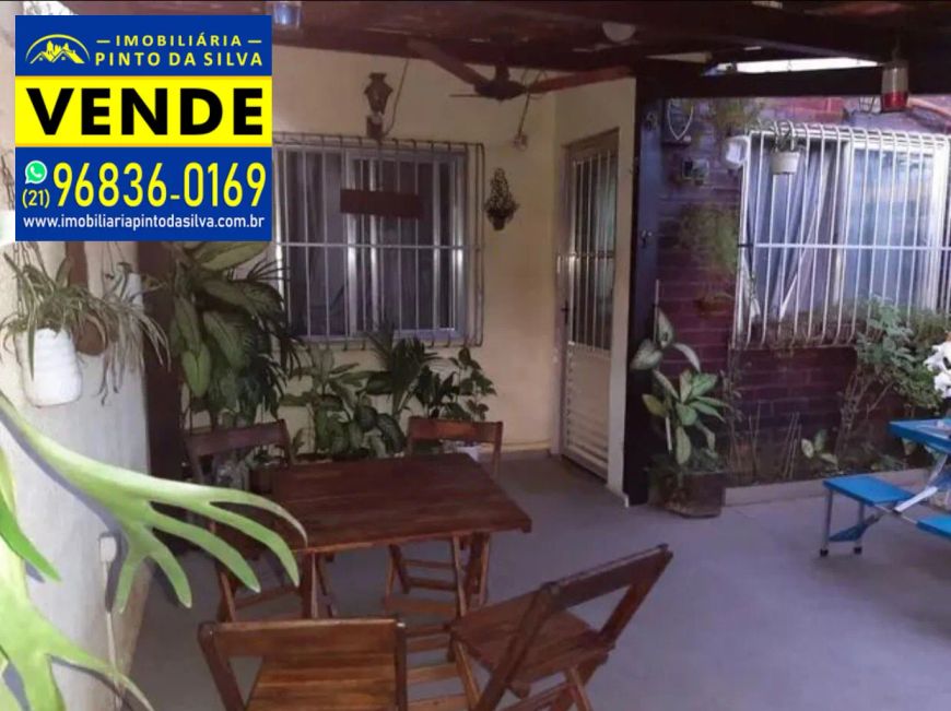 Casa com 3 quartos em Galo Branco - São Gonçalo - RJ