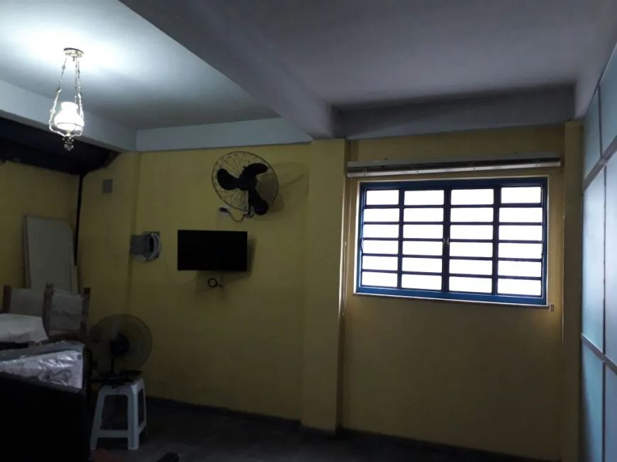 Casa Térrea/Loja Comercial com 90m2 na Estrada do Pacheco - Pacheco/São Gonçalo - RJ
