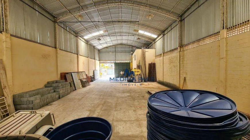 Galpão à venda, 100 m² por R$ 380.000,00 - Jardim Catarina - São Gonçalo/RJ