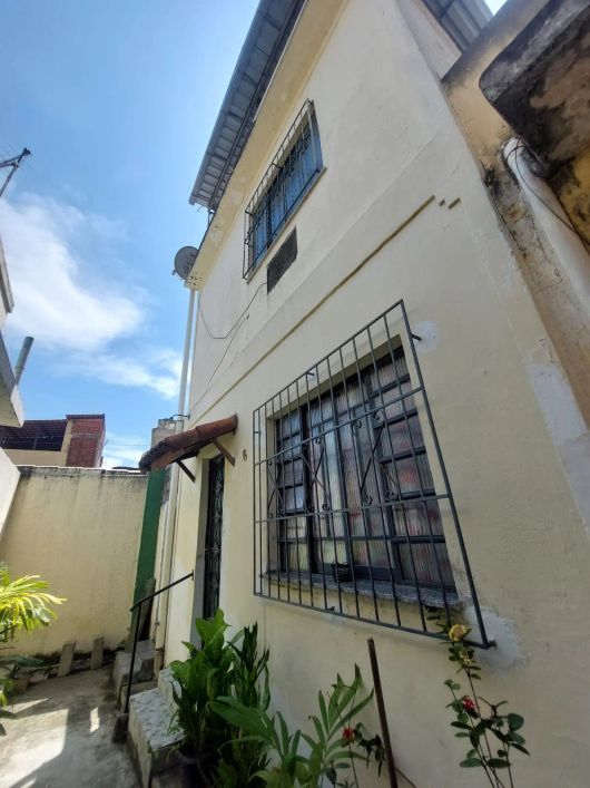 Imóvel para venda com 80 metros quadrados com 3 quartos em Covanca - São Gonçalo - RJ