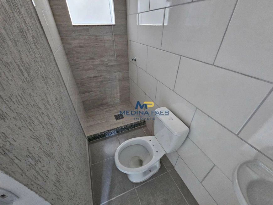 Casa com 2 dormitórios à venda, 55 m² por R$ 250.000,00 - Laranjal - São Gonçalo/RJ