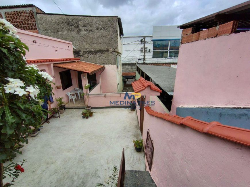 Casa com 3 dormitórios à venda, 69 m² por R$ 270.000 - Colubandê - São Gonçalo/RJ