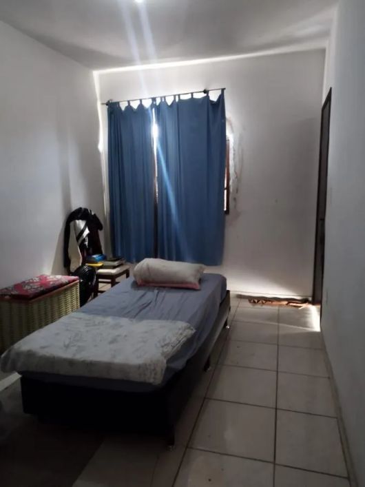 Casa para Venda em São Gonçalo, Colubande, 2 dormitórios, 2 banheiros, 2 vagas
