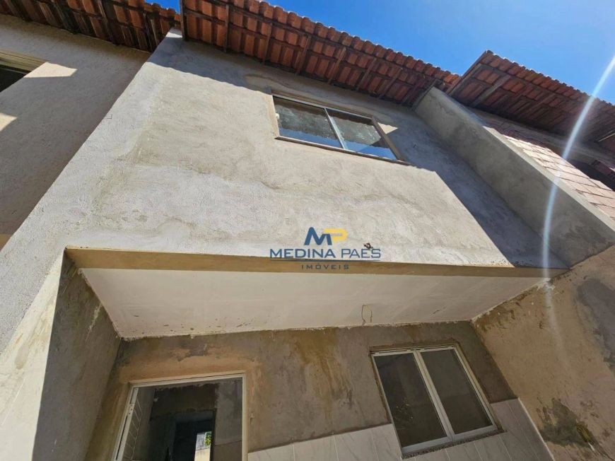 Casa com 2 dormitórios à venda, 72 m² por R$ 230.000,00 - Rocha - São Gonçalo/RJ