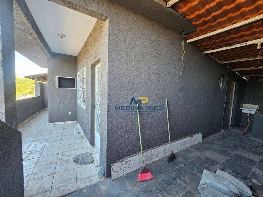 Sobrado com 2 dormitórios à venda, 65 m² por R$ 250.000,00 - Pacheco - São Gonçalo/RJ
