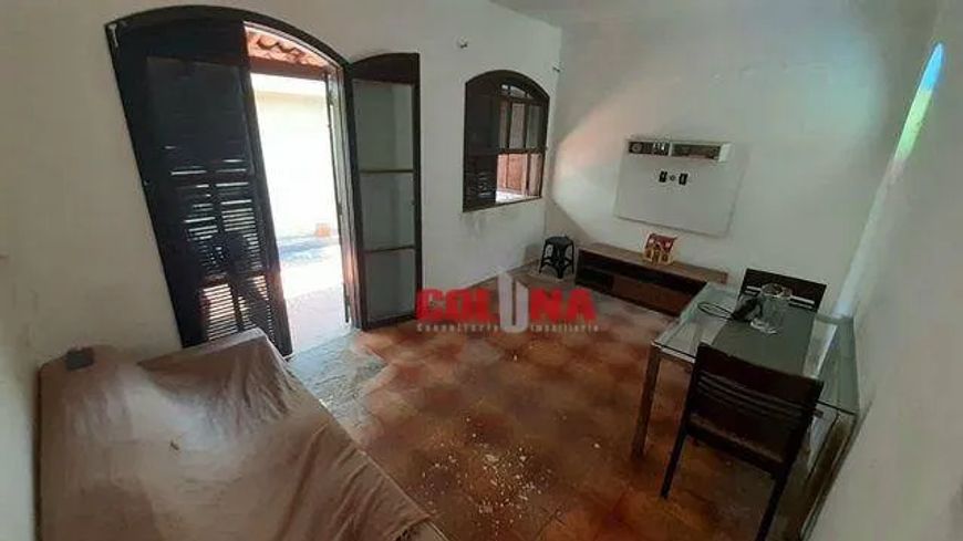 Casa com 2 dormitórios à venda, 150 m² por R$ 210.000,00 - Venda da Cruz - São Gonçalo/RJ