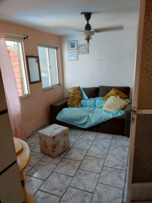 Imóvel para venda com 60 metros quadrados com 2 quartos em Lindo Parque - São Gonçalo - RJ