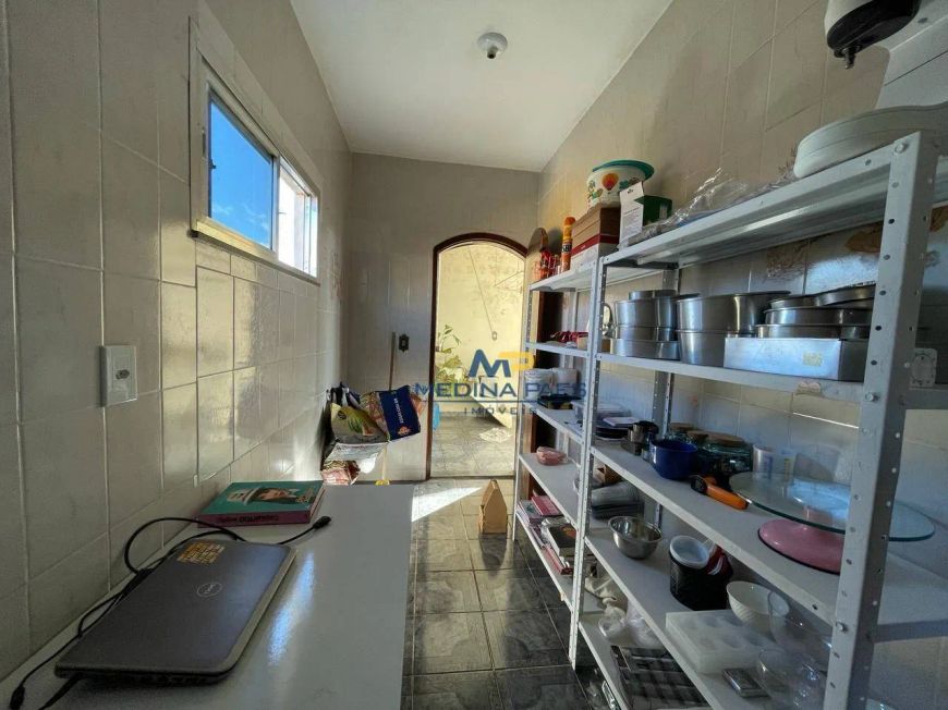 Sobrado com 2 dormitórios à venda por R$ 250.000,00 - Porto da Pedra - São Gonçalo/RJ