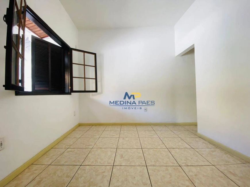 Sobrado com 2 dormitórios à venda por R$ 170.000,00 - Venda da Cruz - São Gonçalo/RJ
