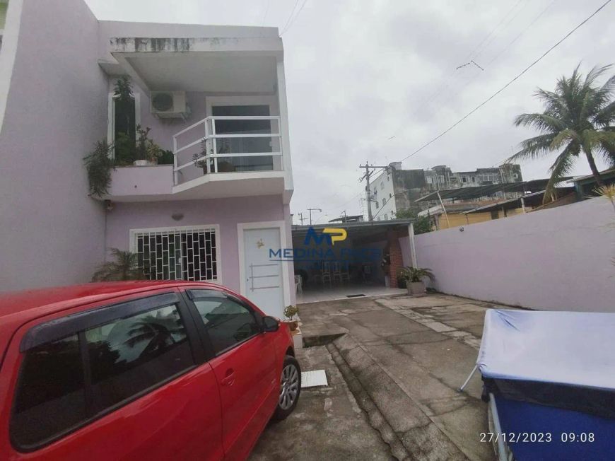 Casa com 2 dormitórios à venda por R$ 350.000,00 - Trindade - São Gonçalo/RJ