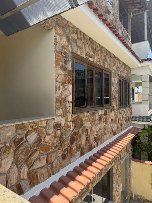 Casa SOBRADO em São Gonçalo