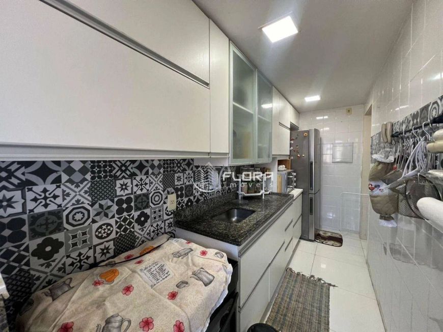 Apartamento com 2 dormitórios à venda, 56 m² por R$ 270.000,00 - Várzea das Moças - Niterói/RJ