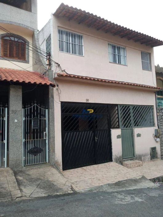 Casa com 3 dormitórios à venda por R$ 235.000,00 - Paraíso - São Gonçalo/RJ