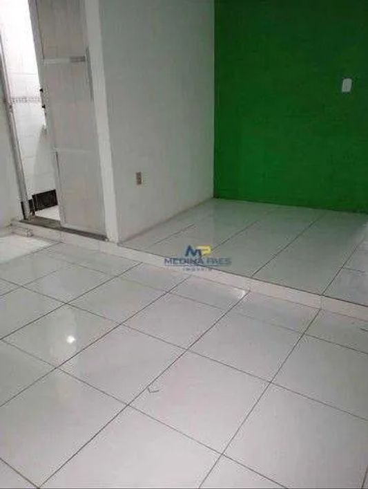 Casa com 3 dormitórios à venda, 210 m² por R$ 230.000,00 - Colubande - São Gonçalo/RJ