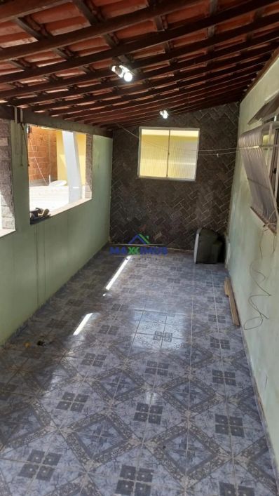 Oportunidade de Casa Independente Com Garagem E Varanda No Pita Em São Gonçalo!!