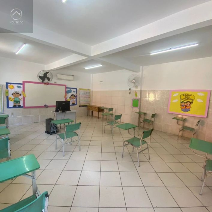 CASA COMERCIAL em São Gonçalo - RJ, Rocha