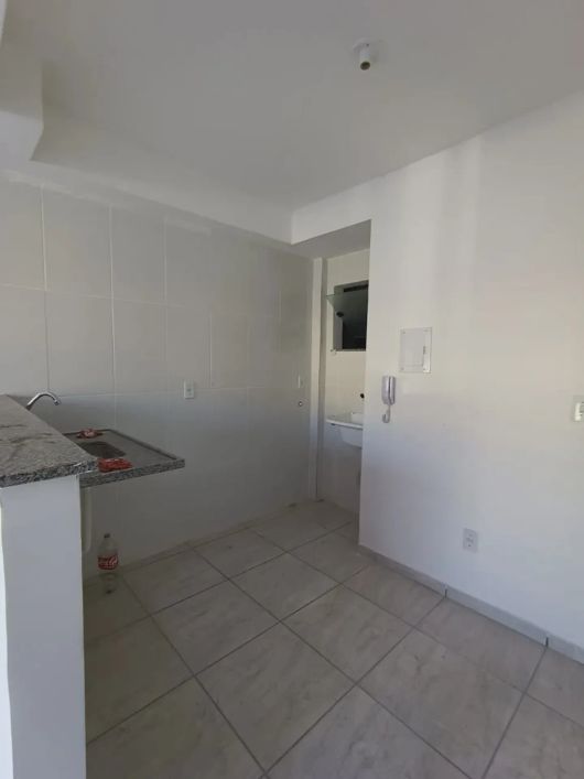 Cond Esthar Imóvel para venda possui 50 metros quadrados com 2 quartos em Coelho - São Gonçalo - RJ