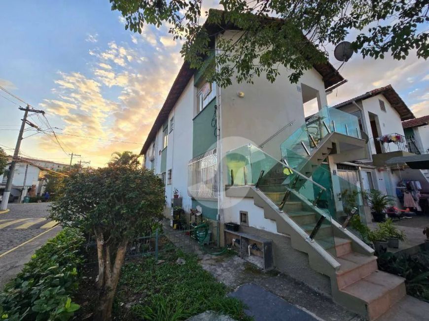 Casa com 2 dormitórios à venda, 69 m² por R$ 290.000,00 - Colubande - São Gonçalo/RJ