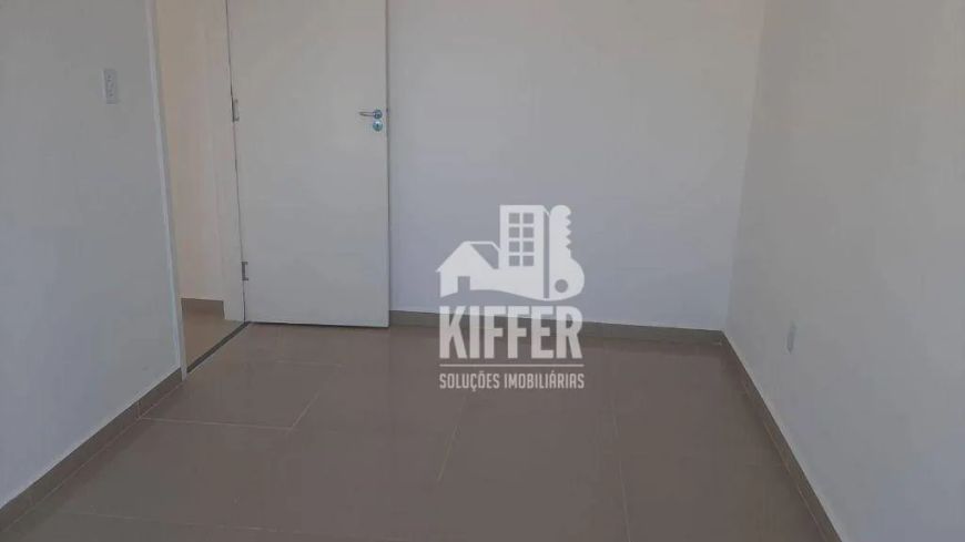 Apartamento de 2 quartos no centro de Alcântara