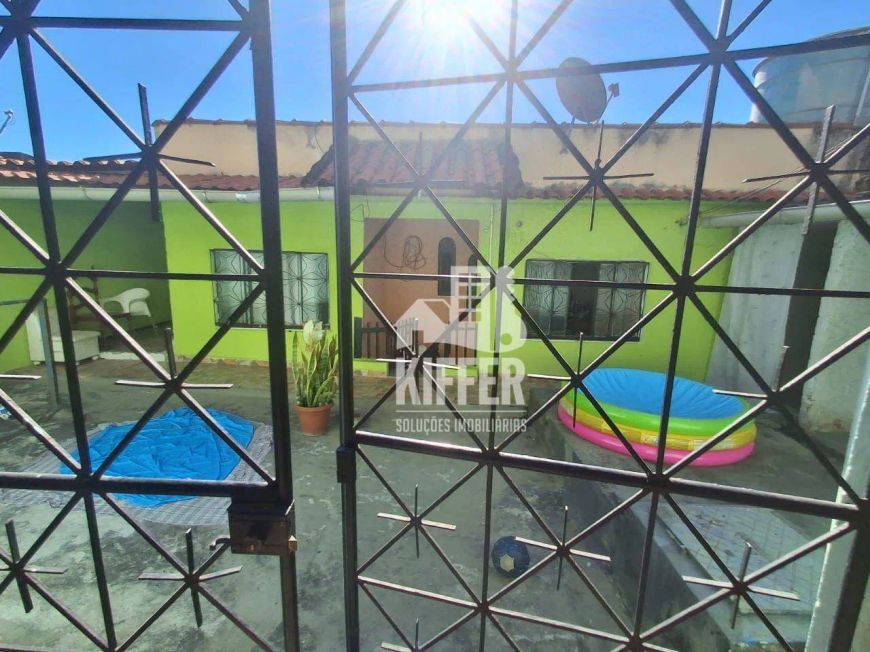 Village com 12 quartos à venda, 105 m² por R$ 390.000 - Boaçu - São Gonçalo/RJ