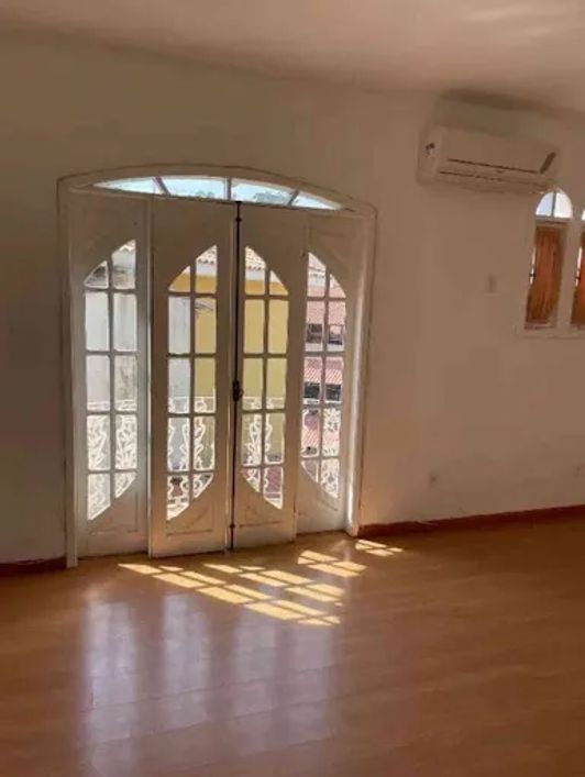 Casa com 3 dormitórios à venda, 234 m² por R$ 550.000,00 - Zé Garoto - São Gonçalo/RJ