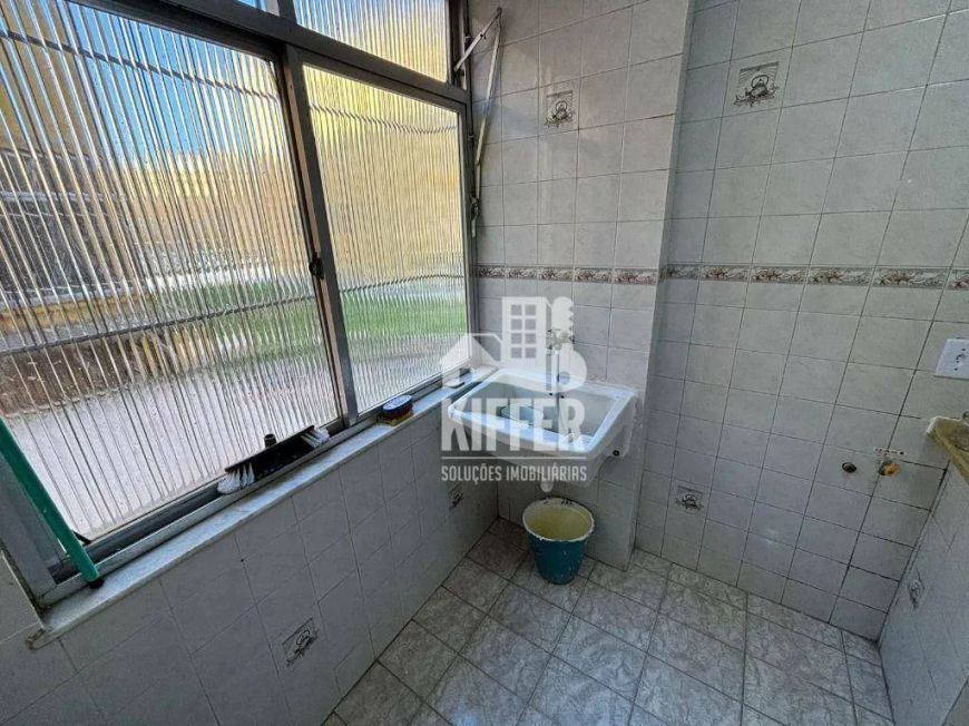 Apartamento com 2 dormitórios à venda, 45 m² por R$ 115.000,00 - Boaçu - São Gonçalo/RJ