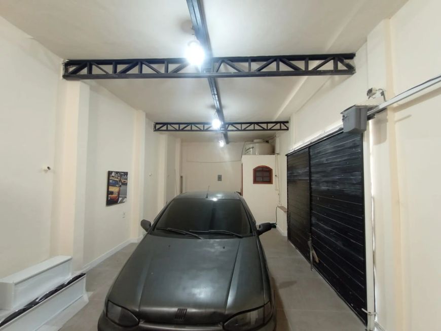 OPORTUNIDADE! Casa Triplex com Terraço Gourmet, 3 Suítes e Quintal – R$ 550.000